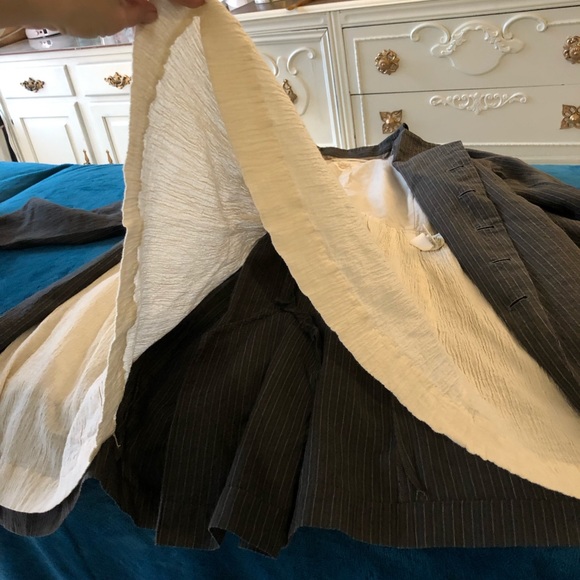 Woman’s jacket - Picture 8 of 8